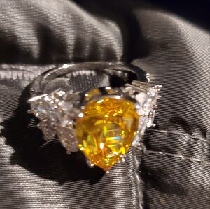 1004E - Exquisite RingGorgeous Ring #440🌟